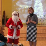 Ziemassvētku vecītis bija sarūpējis dāvanas gan skolēniem, gan skolotājiem