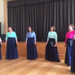 Vānes kultūras nama sieviešu vokālais ansamblis "Par to...", vadītāja Eva Bērziņa